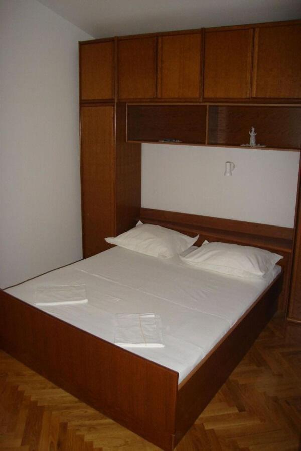 Apartments Nada Брела Екстер'єр фото