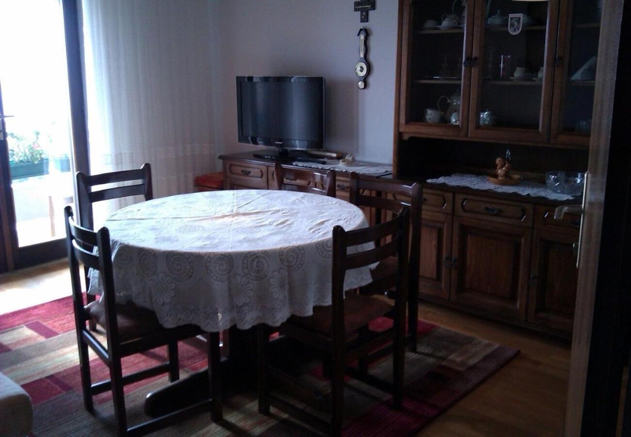 Apartments Nada Брела Екстер'єр фото